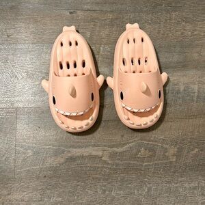 Super comfy and cute slippers!